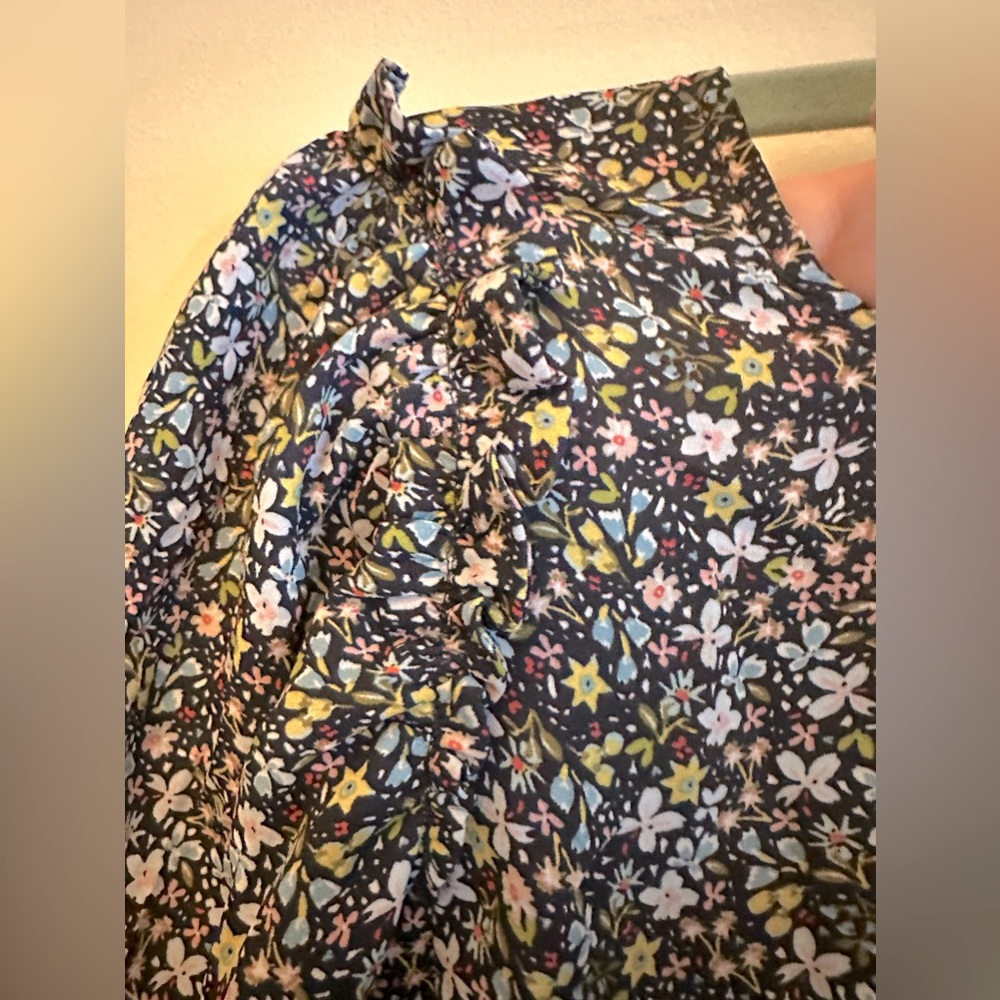 LOFT Size SMALL, small flower print long sleeve blouse, gently worn
